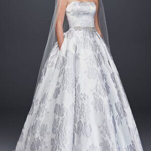 NWT - Oleg Cassini Ball Gown - Floral Brocade Wedding Dress with POCKETS!